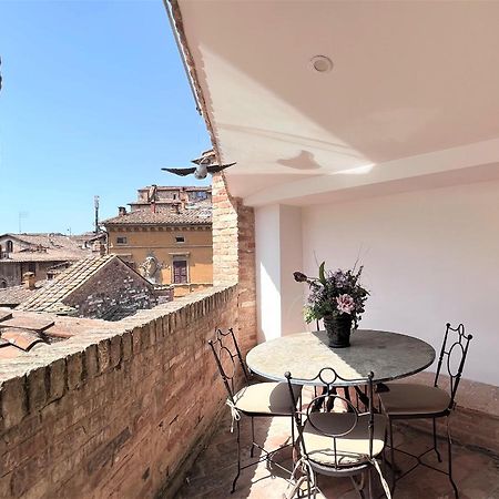 Il Terrazzo Di Tolomei Siena Eksteriør billede
